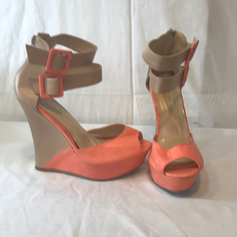 Liliana platform shoes